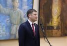 Председатель Ульяновской Городской Думы Илья Ножечкин открыл художественную выставку